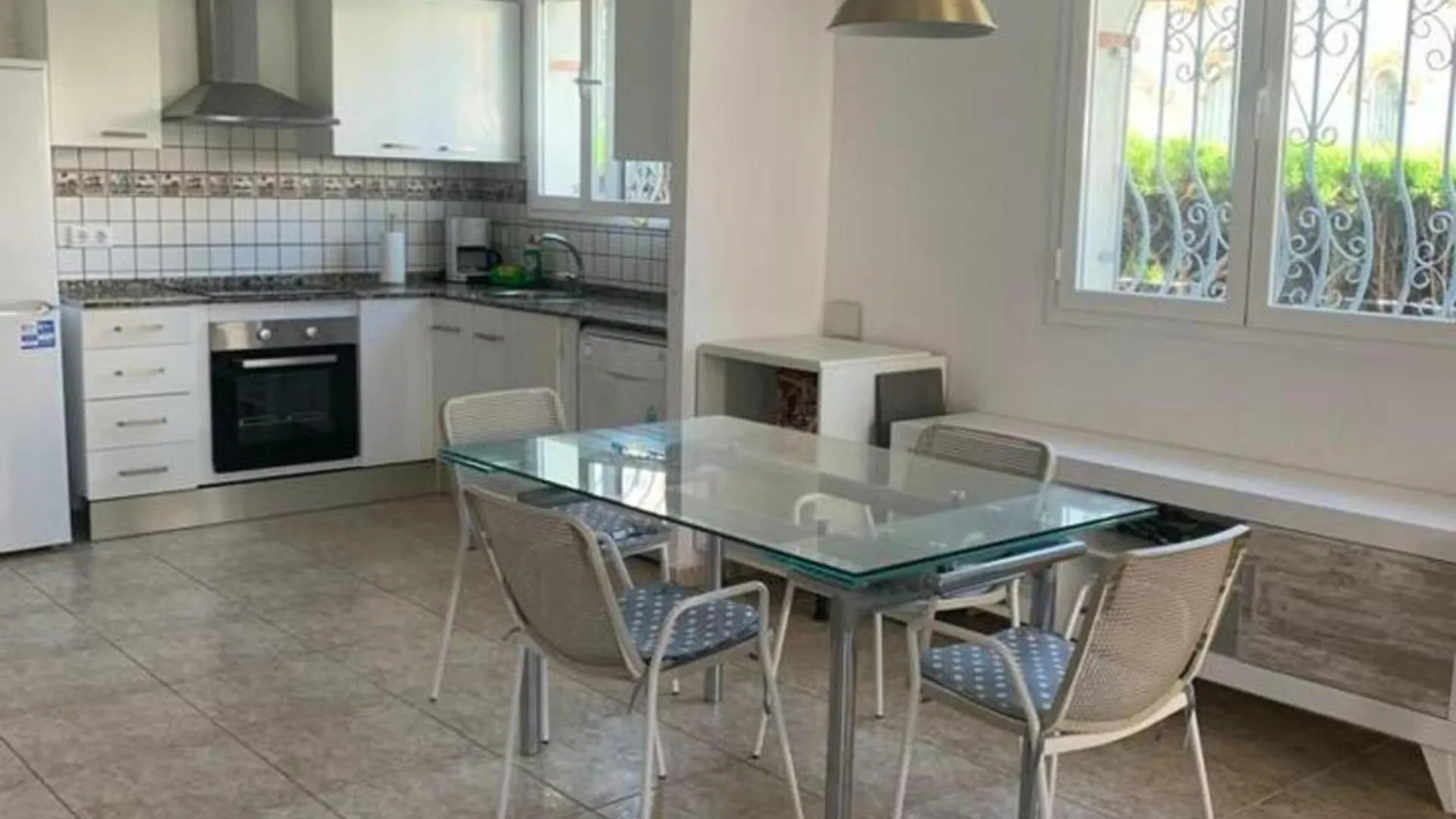 Дом отдыха Вилла Casa Con Jardin Privado, Piscina Y Barbacoa En Miami Playa - Es-9-166